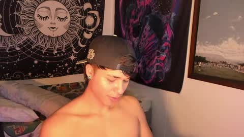 Snapshot of victorino_jhonson chatting on December 2024 01:02:02 AM Victorino Jhonson online show from December 2024 01:02:02 AM