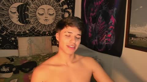 Snapshot of victorino_jhonson chatting on December 2024 12:30:02 AM Victorino Jhonson online show from December 2024 12:30:02 AM