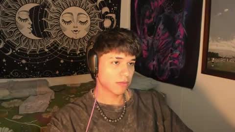 Snapshot of victorino_jhonson chatting on January 2025 06:09:02 AM Victorino Jhonson online show from January 2025 06:09:02 AM