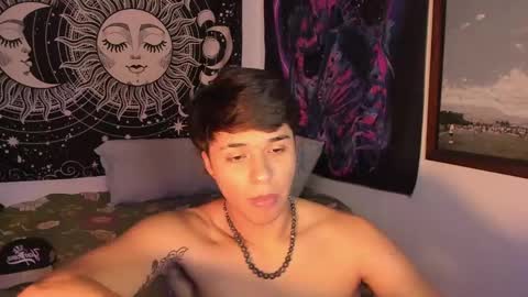 Snapshot of victorino_jhonson chatting on January 2025 10:17:02 PM Victorino Jhonson online show from January 2025 10:17:02 PM