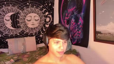 Snapshot of victorino_jhonson chatting on March 2025 08:52:01 PM Victorino Jhonson online show from March 2025 08:52:01 PM