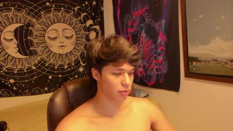 Victorino Jhonson online show from November 2025 06:52:02 PM