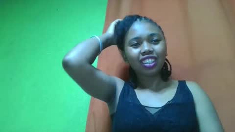 vierge28430 online show from May 2026 11:37:02 AM