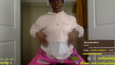 Snapshot of viiickyyy chatting on January 2025 03:40:01 PM Vicky C Vicky V - Vicky C Baby Baby Vee - Schoolgurl V - V the Qween of Edging - Miss Vicky if U Nasty online show from January 2025 03:40:01 PM
