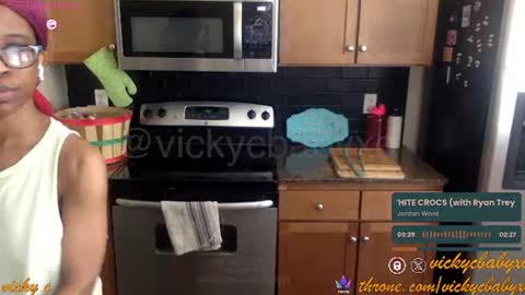 Snapshot of viiickyyy chatting on October 2025 04:52:01 PM Vicky C Vicky V - Vicky C Baby Baby Vee - Schoolgurl V - V the Qween of Edging - Miss Vicky if U Nasty online show from October 2025 04:52:01 PM