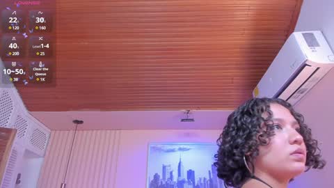 Viiolett online show from January 2025 02:33:02 AM