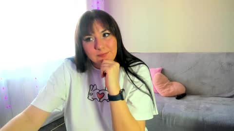 Snapshot of vik_and_love chatting on April 2026 03:10:01 AM Vika online show from April 2026 03:10:01 AM