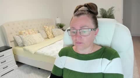 Ukrainian-woman online show from June 2026 11:42:02 AM