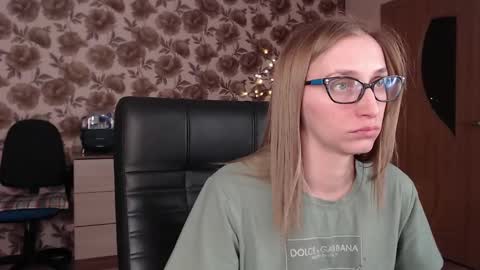 Vika online show from January 2025 12:35:02 AM