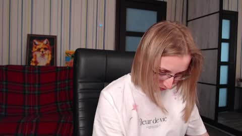 Vika online show from April 2026 07:26:02 AM