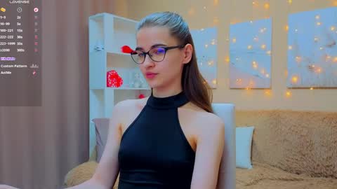 vikiberry online show from April 2026 04:11:02 PM