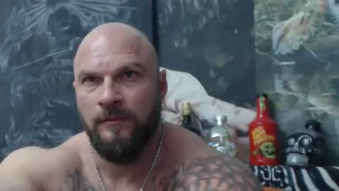 Snapshot of viking_me chatting on May 2026 06:35:01 PM viking online show from May 2026 06:35:01 PM