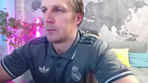 vikingchrisss online show from January 2026 11:15:01 AM