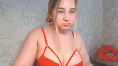 Snapshot of vikiwaitingforyou chatting on June 2026 09:14:01 AM Vitoria online show from June 2026 09:14:01 AM