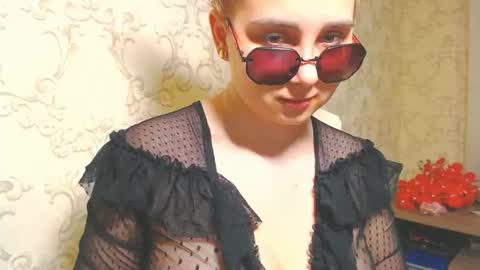 Snapshot of vikiwaitingforyou chatting on July 2026 03:19:02 AM Vitoria online show from July 2026 03:19:02 AM