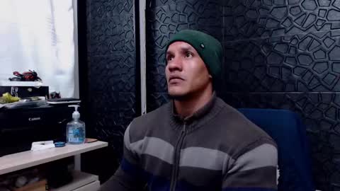 Viktor Herrera online show from February 2025 12:16:01 AM