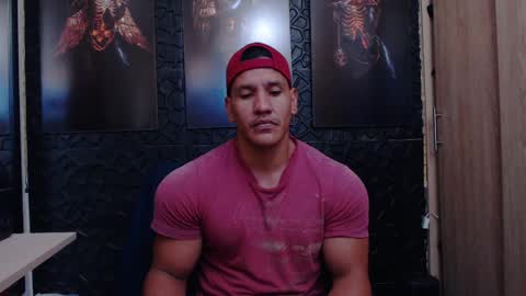 Snapshot of viktorherrera chatting on June 2026 04:51:01 PM Viktor Herrera online show from June 2026 04:51:01 PM