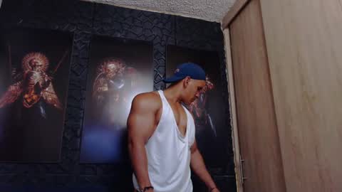 Viktor Herrera online show from July 2026 12:02:02 AM