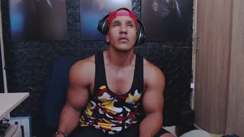Viktor Herrera online show from July 2026 06:21:01 PM