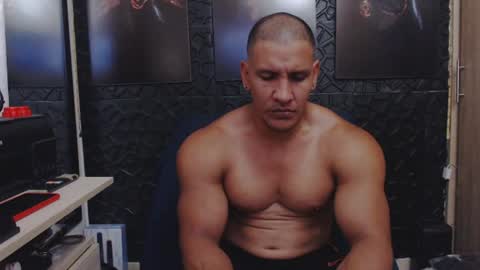 Viktor Herrera online show from July 2026 08:24:02 PM