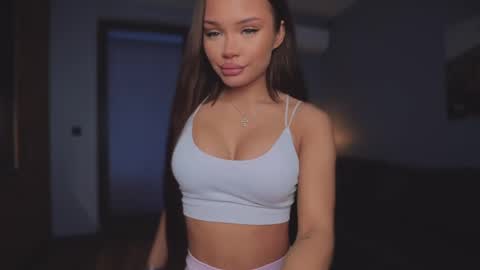 Snapshot of viktoria_www chatting on May 2026 06:05:02 PM Viktoria www online show from May 2026 06:05:02 PM