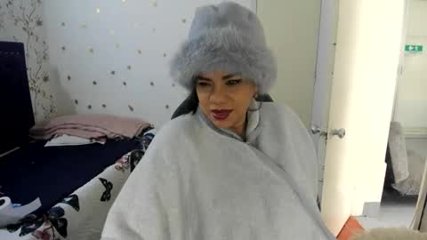 Snapshot of vikyadams chatting on June 2026 01:16:02 PM VIKY ADAMS online show from June 2026 01:16:02 PM