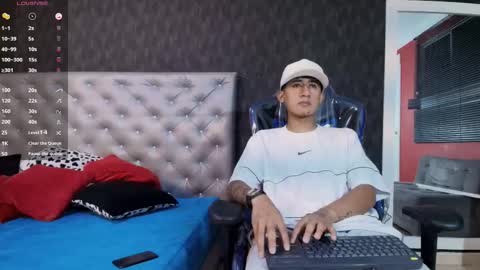 V I N A C K online show from November 2025 03:38:02 AM