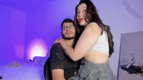 Mia and Vincent online show from May 2026 01:54:02 AM