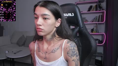 vinkitinkii online show from January 2025 10:02:01 AM