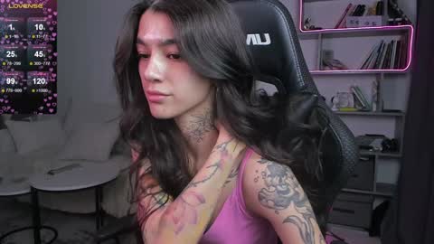 vinkitinkii online show from February 2025 10:08:02 AM