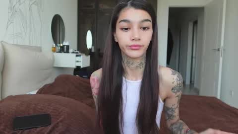 vinkitinkii online show from October 2025 07:09:01 AM