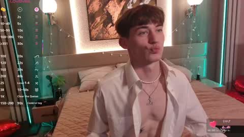 Snapshot of vinsant_x chatting on April 2026 08:08:01 AM Vinsant online show from April 2026 08:08:01 AM