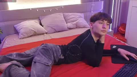 Snapshot of vinsant_x chatting on April 2026 08:04:02 AM Vinsant online show from April 2026 08:04:02 AM