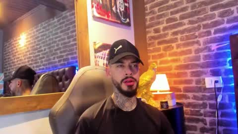 ---Vinzen--- online show from September 2025 05:01:02 AM