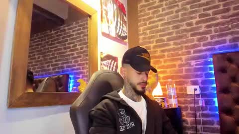 ---Vinzen--- online show from November 2025 03:45:02 AM