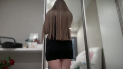 Funny  girl online show from March 2025 07:38:02 AM