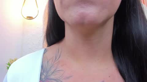 Snapshot of violeet_scottt chatting on February 2026 12:59:01 AM Violette online show from February 2026 12:59:01 AM