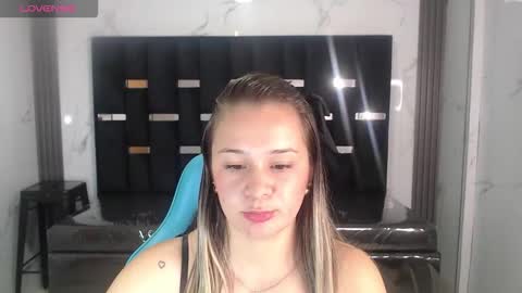 Violet online show from January 2026 03:17:01 PM