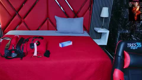 Violet online show from March 2026 01:22:02 PM