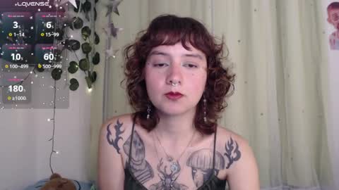 Snapshot of violet_bluee chatting on May 2026 07:39:01 AM Violet online show from May 2026 07:39:01 AM