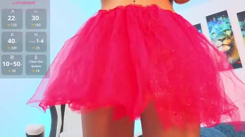 violet_jhonson online show from October 2025 02:25:01 PM