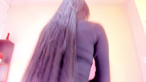 violet online show from December 2025 01:05:01 PM