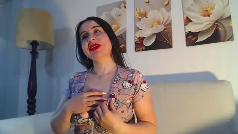 violet_tay1 online show from November 2025 10:48:02 AM