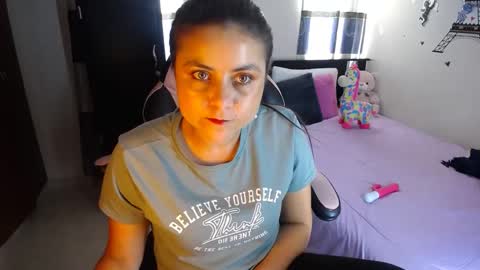 Snapshot of violeta_campbell chatting on February 2025 08:09:01 PM violeta.. online show from February 2025 08:09:01 PM
