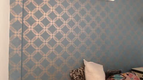 Violeta  online show from February 2025 01:23:02 AM