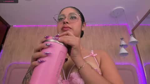 Snapshot of violeta_garcia chatting on April 2026 10:22:02 AM Violeta Garcia online show from April 2026 10:22:02 AM