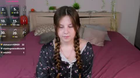 Snapshot of violeta_paul chatting on June 2026 10:15:01 AM Violeta online show from June 2026 10:15:01 AM