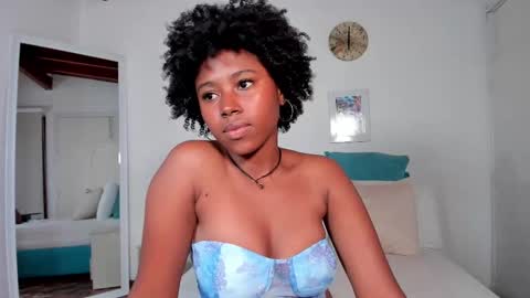 Snapshot of violeta_ruiz_ chatting on January 2025 12:06:02 AM violeta_ruiz_ online show from January 2025 12:06:02 AM