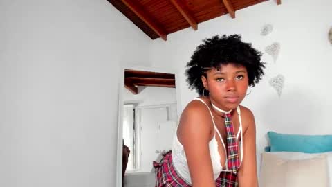 Snapshot of violeta_ruiz_ chatting on January 2025 09:55:02 PM violeta_ruiz_ online show from January 2025 09:55:02 PM