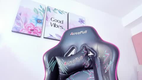 Violeta Ruiz online show from February 2026 07:39:01 PM